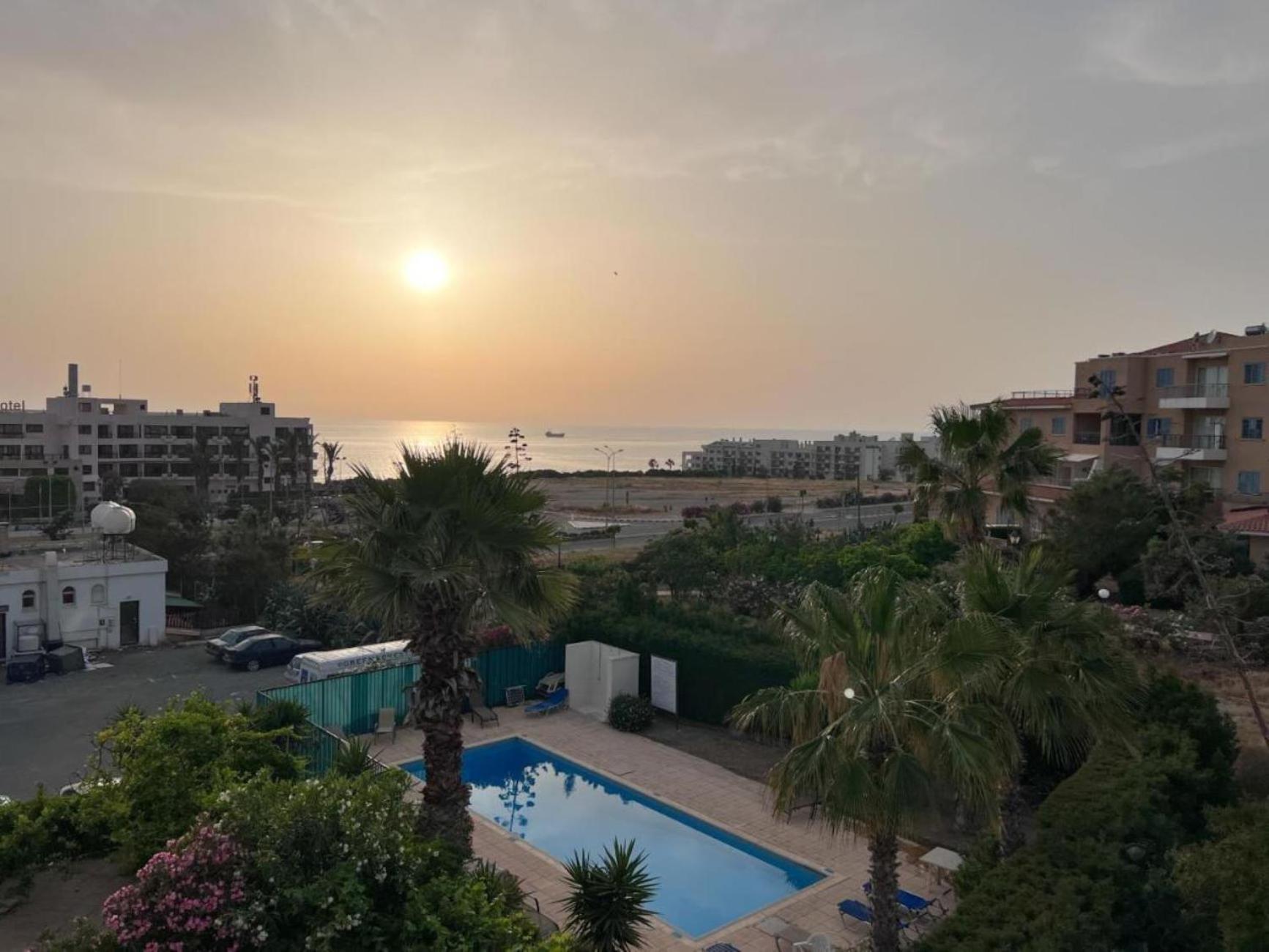 H&O Diamond Complex Sea View Apartment Paphos Exterior foto
