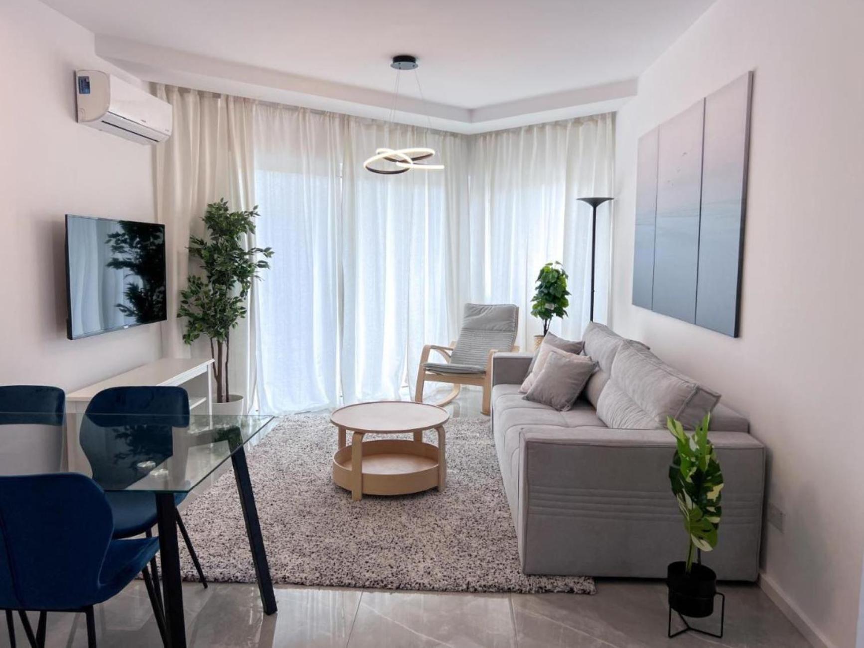 H&O Diamond Complex Sea View Apartment Paphos Exterior foto